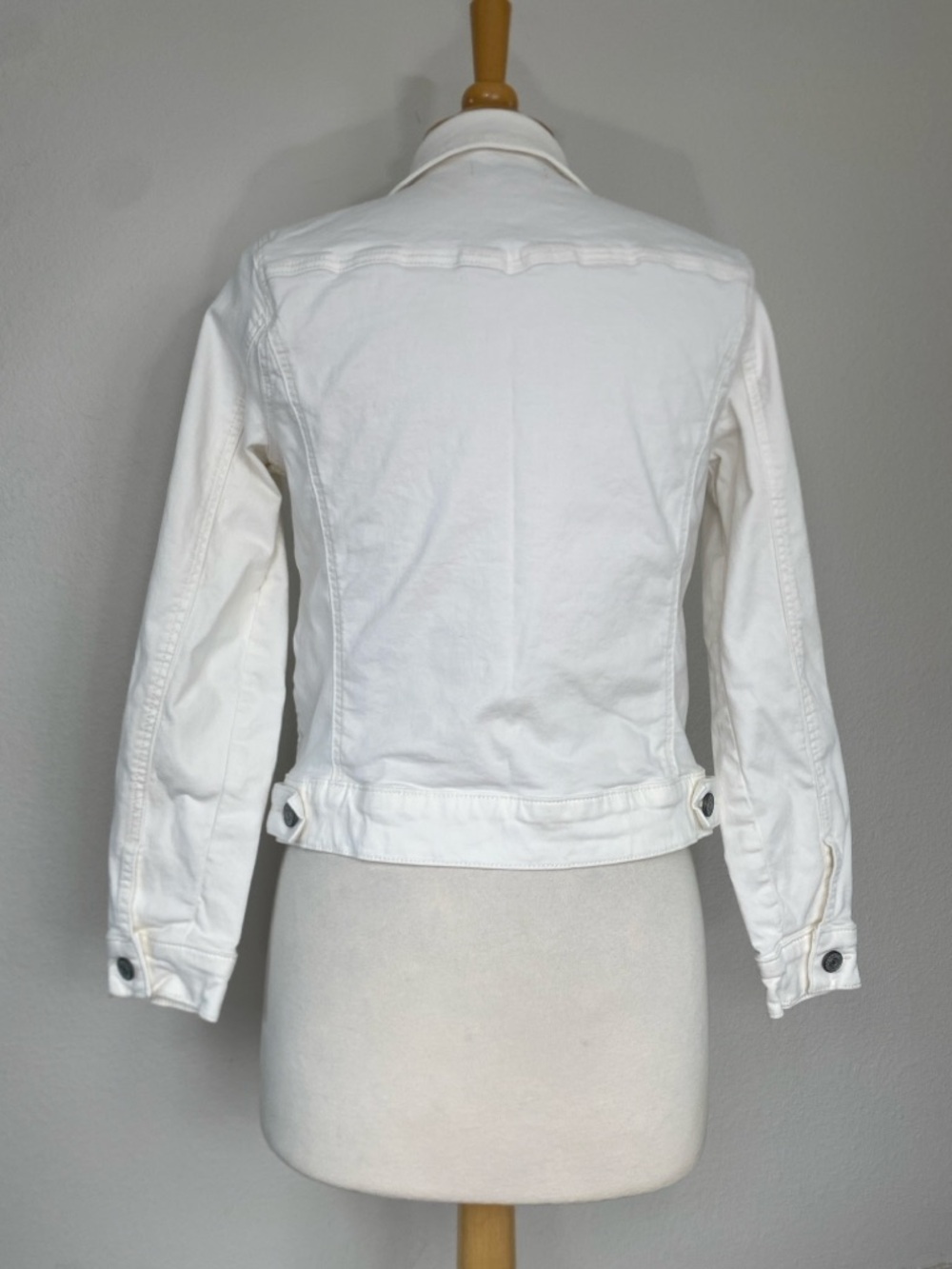Prosperity Women's White Stretch Denim Jacket Size Small Coastal Cowgirl Casual - Picture 2 of 16